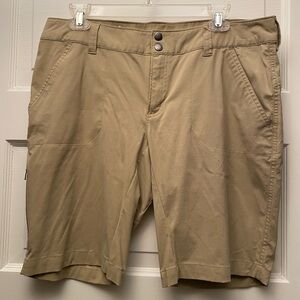Columbia Saturday Trail Shorts